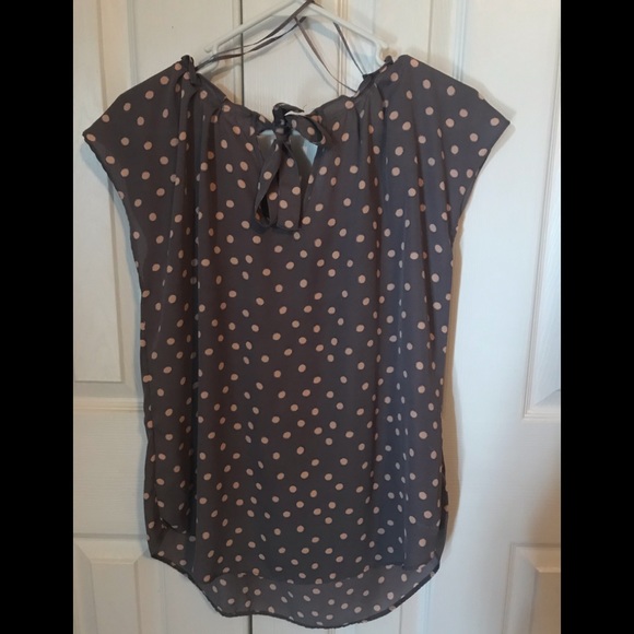 Lauren Conrad short sleeve polka dot top - Picture 3 of 4